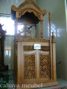 Mimbar Masjid Kayu Jati