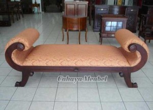 Sofa Santai Klasik Mewah