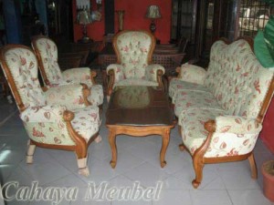 Sofa Tamu Grand Klasik Modern