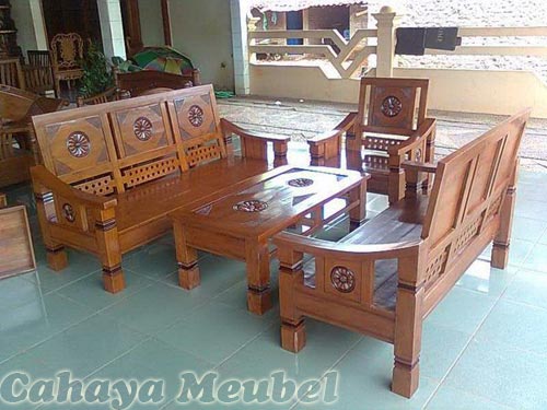 Kursi Tamu Minimalis Koper Kayu Jati Ukiran Kursi Tamu Minimalis Koper Kayu Jati