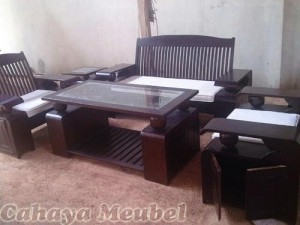 Set Kursi Tamu Mewah Minimalis Bolas Jati