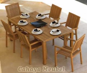 Set Meja Makan Outdoor Kayu Jati