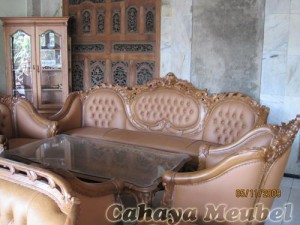 Sofa Tamu Mewah Ukir Jepara