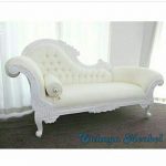 Sofa Lois Warna Putih Ukiran