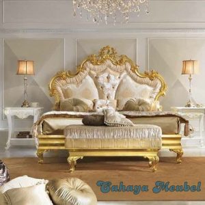 Tempat Tidur Mewah Warna Gold Mebel Jepara