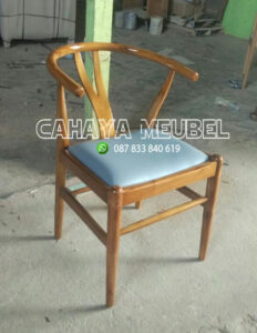 Kursi Cafe Kayu Minimalis